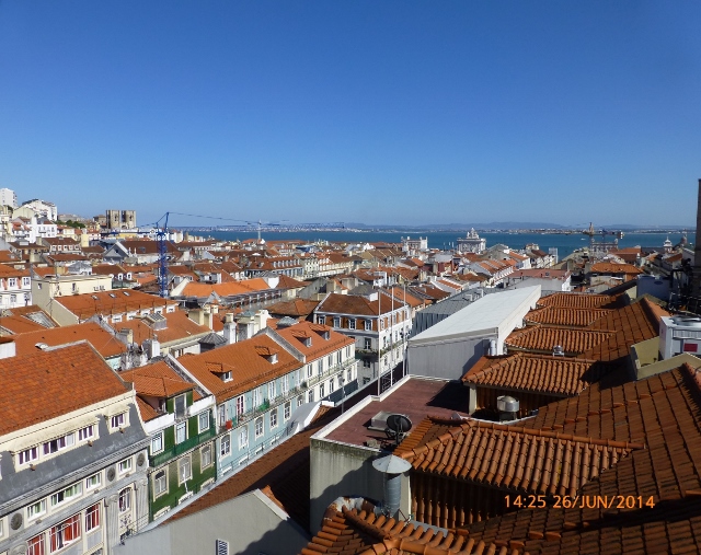 Vista do Centro de Lisboa, da varanda do Elevador de Santa Justa.