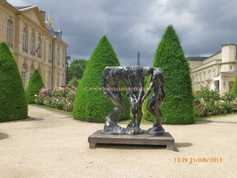 As Três Sombras - escultura de Rodin.