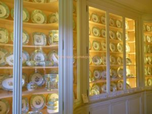 Mansão Nissim de Camondo, Paris - vitrine das porcelanas.
