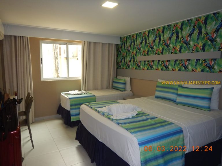 Equipamentos do quarto 106 do Hotel Baía Branca de Porto de Galinhas.