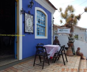 O Café "Tens Tempo?" que ficava em frente ao Ostradamus. Obras em 2024 o transformaram em um anexo do restaurante.