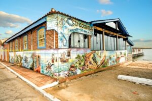 Esta era a antiga fachada do Ostradamus.