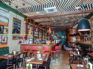El Born - Bar a Vinhos, Sangrias e Tapas.