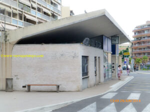 E cá pro finalzinho deixei a foto da Gare Routière de Menton. É o que chamam de "rodoviária"