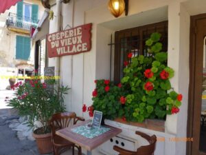 Nesta creperie, bem na entrada da rua principal de Biot, tomamos um bonito café e, posteriormente, almoçamos um crepe delicioso.