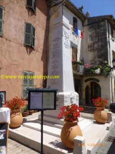 Monumento aos mortos na Guerra de 1939/45.