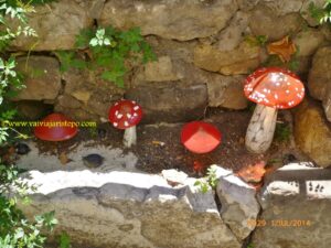 Uma das dezenas de lojas de vendas de objetos decorativos em vidro.