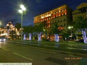 Hotel West End, Museu Massena e Hotel Negresco, ao fundo.