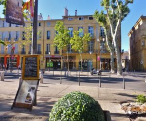 Vista do Cours Mirabeau.