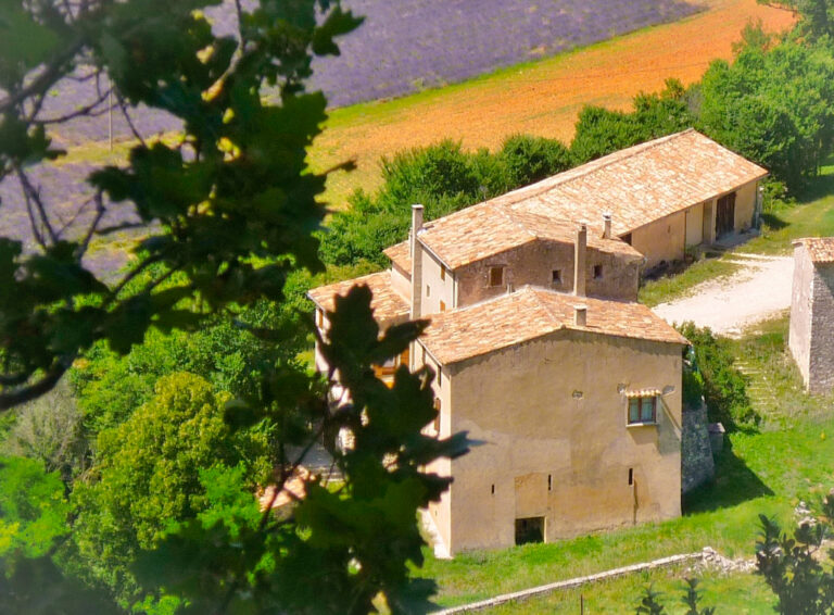 As cores da Provence, que não me canso de citar.