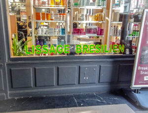 Alisamento à brasileira.