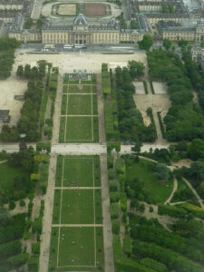 Parc du Champ de Mars.
