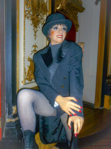 Liza May Minnelli é uma atriz e cantora americana, 