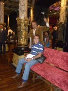 E aqui está meu querido amigo se fazendo pose de distraído, mesmo sabendo "do perigo que corre".