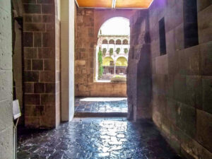 O Convento de Santo Domingo na Av. del Sol esconde um sítio arqueológico da maior importância para a História da Civilização.