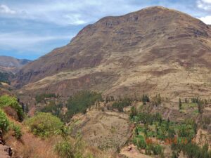 A exuberância da natureza impressiona no Valle Sagrado.