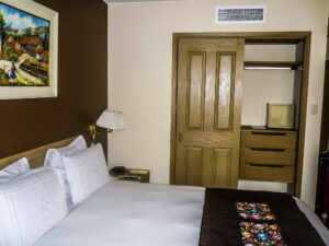 Quartos confortáveis do Hotel José Antonio.