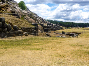 Parcial do sítio arqueológico de Sacsayhuamán.