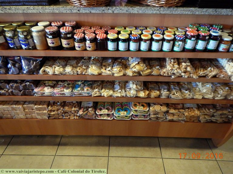    Não faltam produtos para o cliente levar e fazer um bonito lanche em casa.