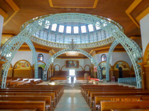 O santuário que atrai milhares de católicos a Nova Veneza em época de festividades em louvor à santa.