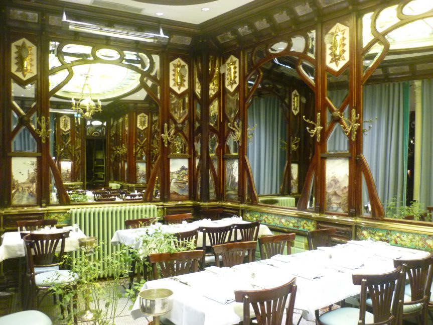 FRANÇA . PARIS . Vagenende Brasserie – Herança Art-Nouveau no 6 ème.