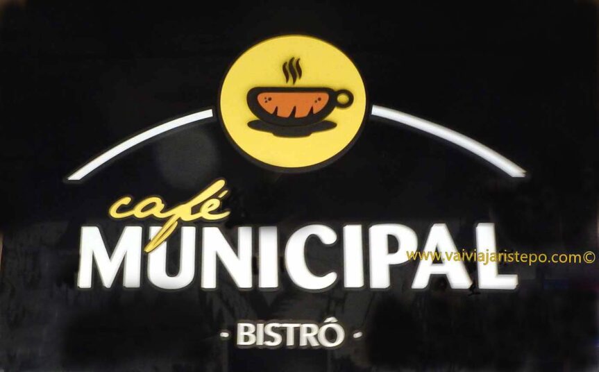 BRASIL . PARANÁ . Curitiba – Café e Bistrô Municipal . Excelência Em Sabores e Atendimento.