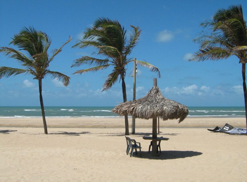 BRASIL . CEARÁ . TRAIRI . Praia de Guajiru – Como Chegar a Este Pedaço de Paraíso.